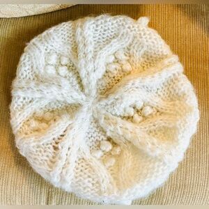 Urban outfitters cream yarn beret with silver tinsel